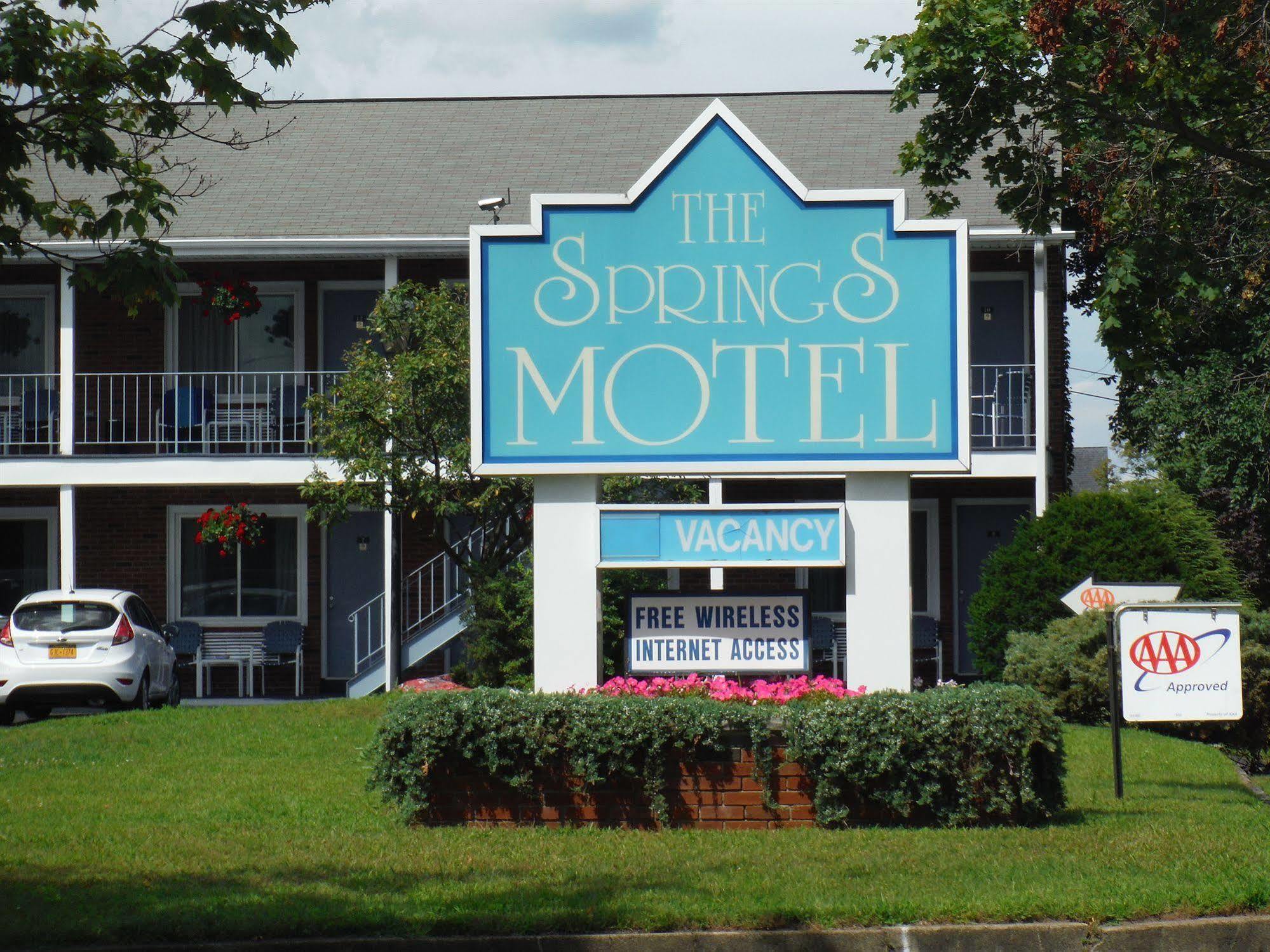 The Springs Motel Saratoga Springs Ngoại thất bức ảnh